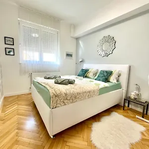  Apartment Mint Pearl 3 2 Bathrooms At Kalvin Square Hungary