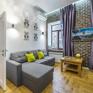 Apartment Pushkinskaya, Kyiv